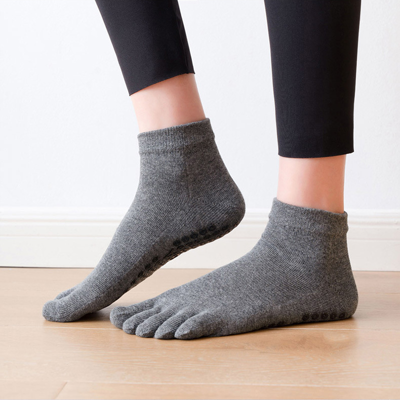Anti-Slip Women Pilates Socks  - огляд і ціна Yoga Fitness Dance