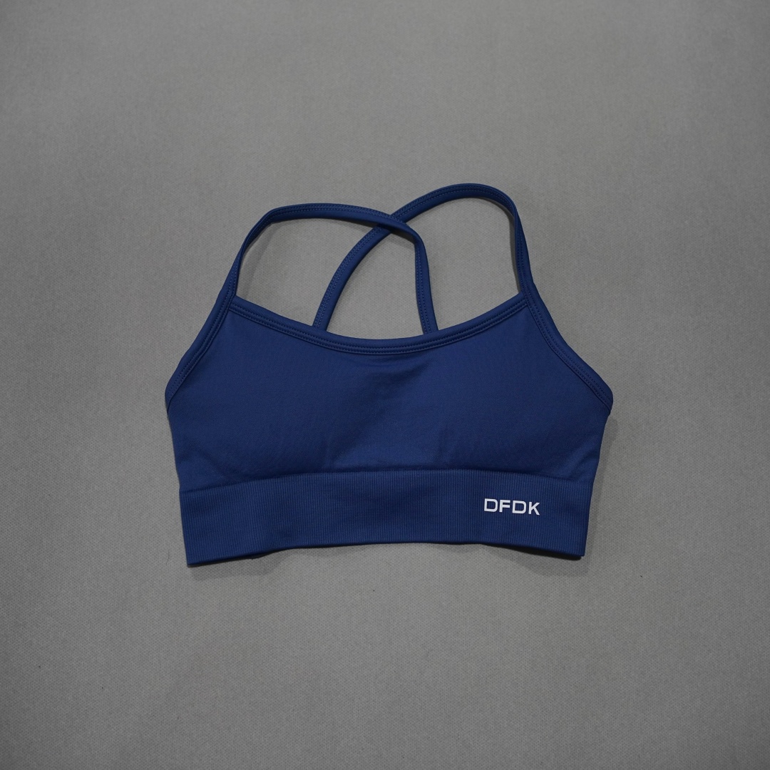 DFDK Ribbed Seamless Cross Bac - огляд і ціна Yoga Fitness Tapis